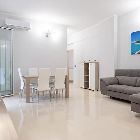Apartament Modern Flat 250 Mt From The Sea - Albissola Marina Zewnętrze zdjęcie